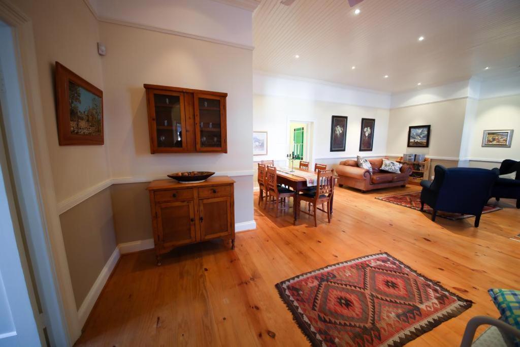 Apartamento Catswhiskers Graaff-Reinet Exterior foto